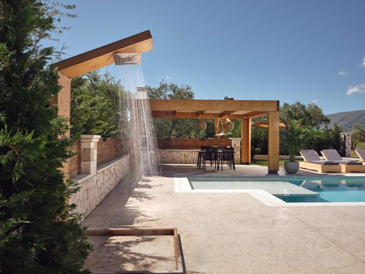 Errikos Family Villa Áyios Kírikos Exterior foto